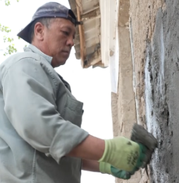 일하는 비탈리씨 사진