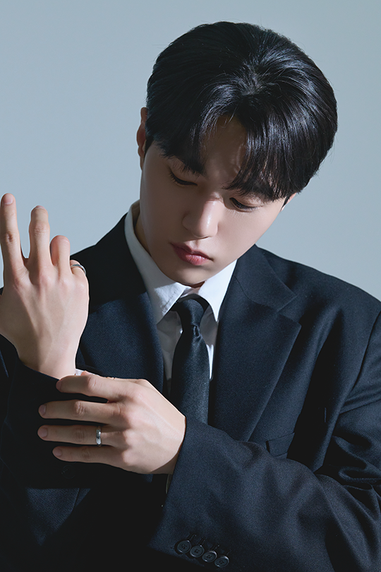 배우 김명수 이미지